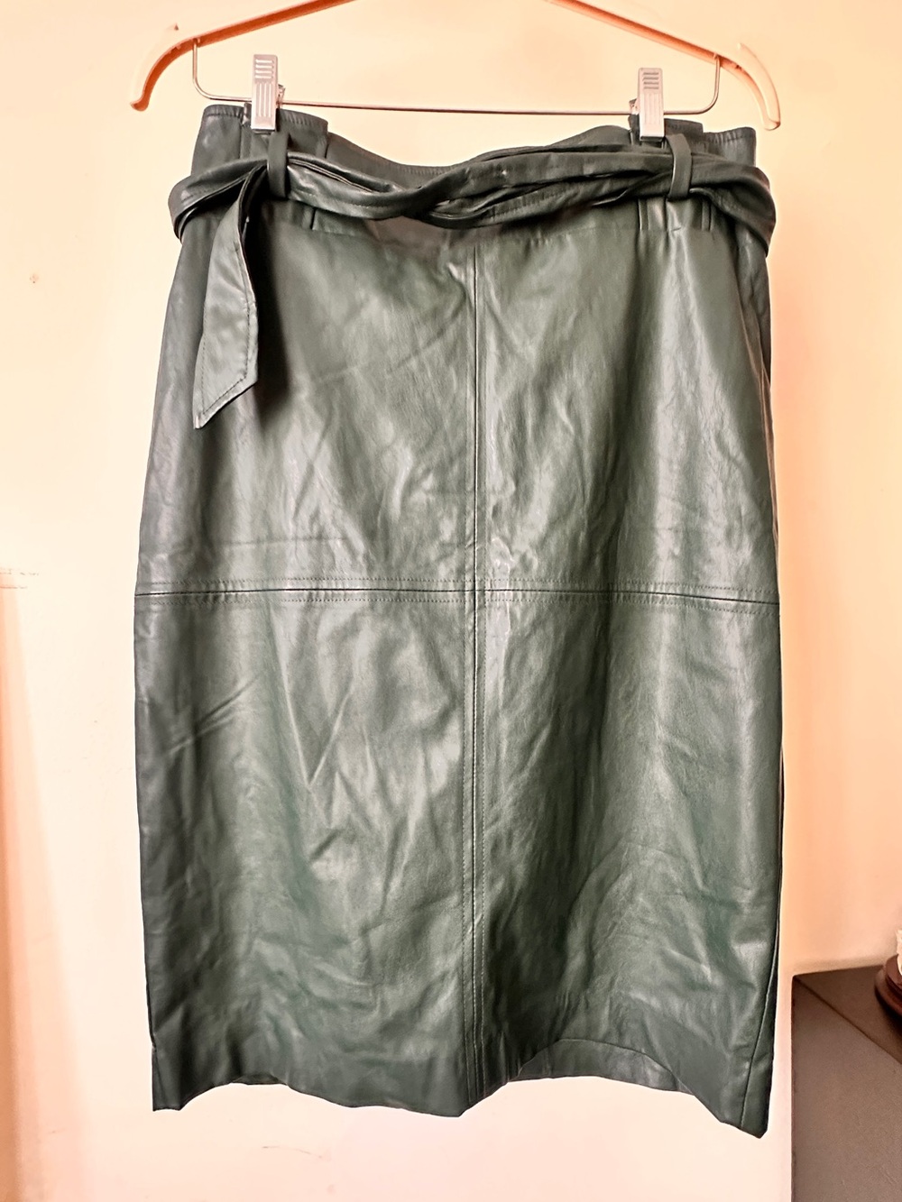 7th Avenue Design Studio NYC Green Faux Leather Midi Skirt with Belt
